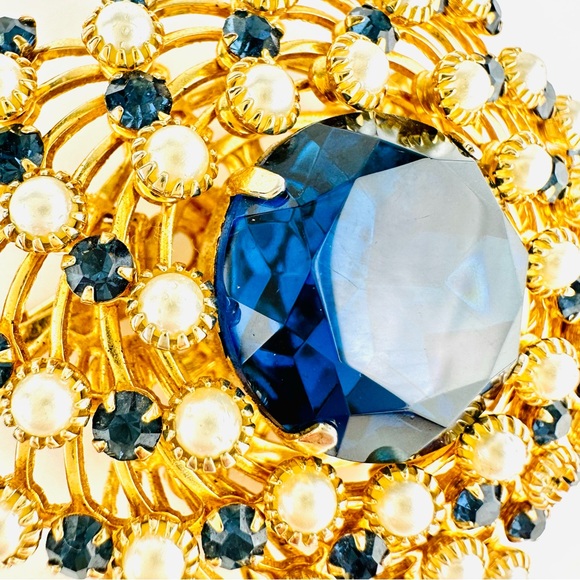 VTG Judy Lee Pinwheel Wreath Sapphire Blue Glass Rhinestone Gold Plated Brooch - Picture 4 of 16